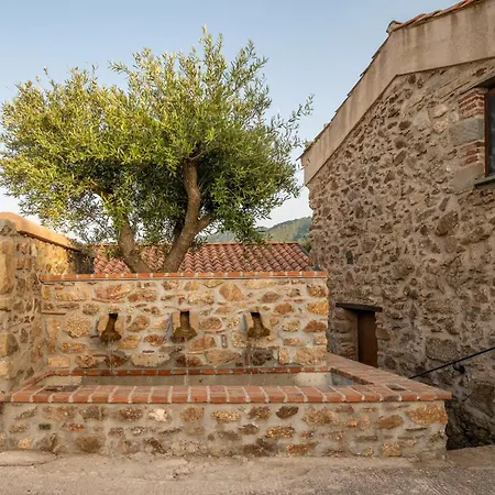 Arcaloro בית נופש Sant'Angelo di Brolo