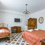 Arcaloro Holiday home *